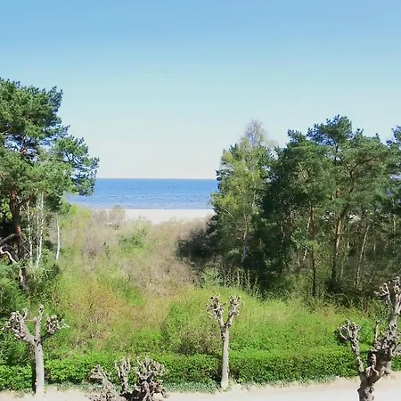 斯特拉多斯别墅酒店 *