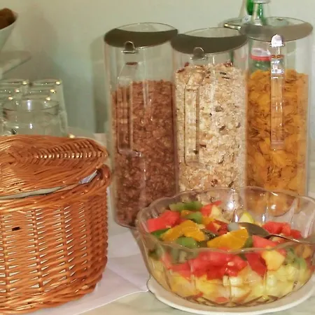 斯特拉多斯别墅酒店 酒店 塞巴特黑灵斯多夫